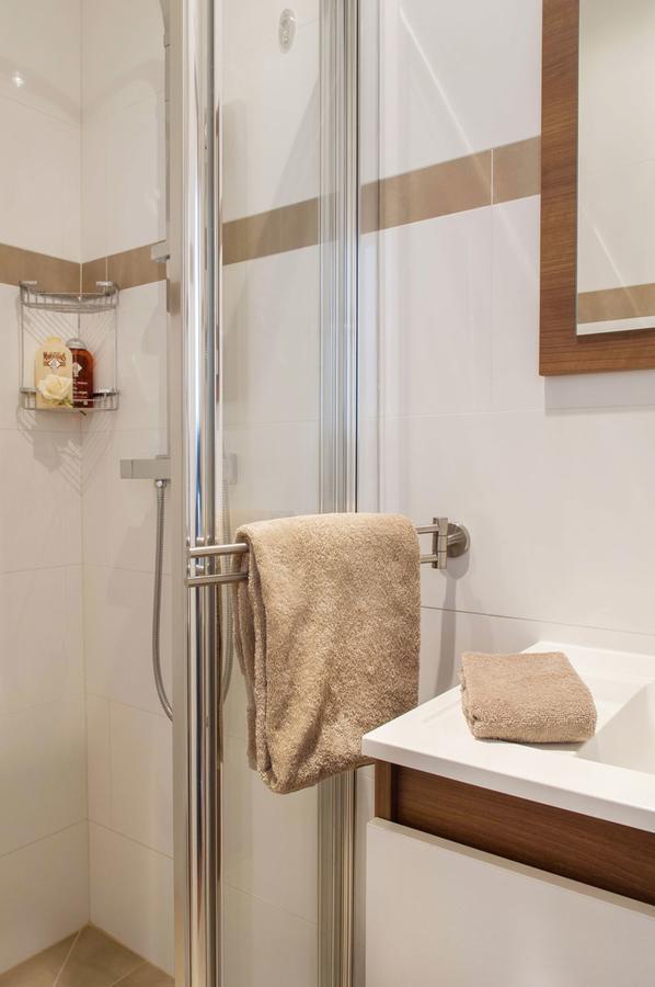 Appartement Le Voyage En Isle à Paris Extérieur photo